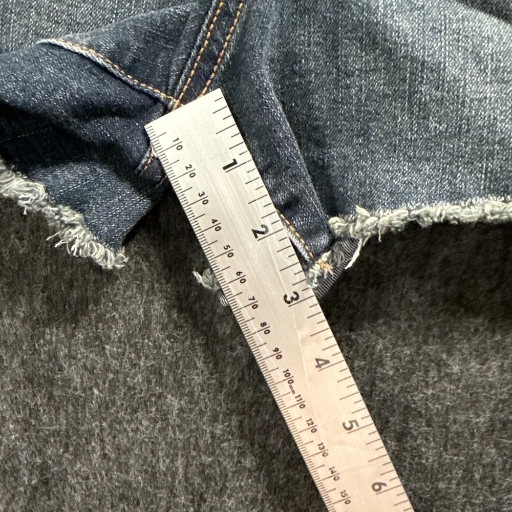 Jessica Simpson High Waist Distressed Denim Short Sz 8/29 Frayed Hem‎ Button Fly